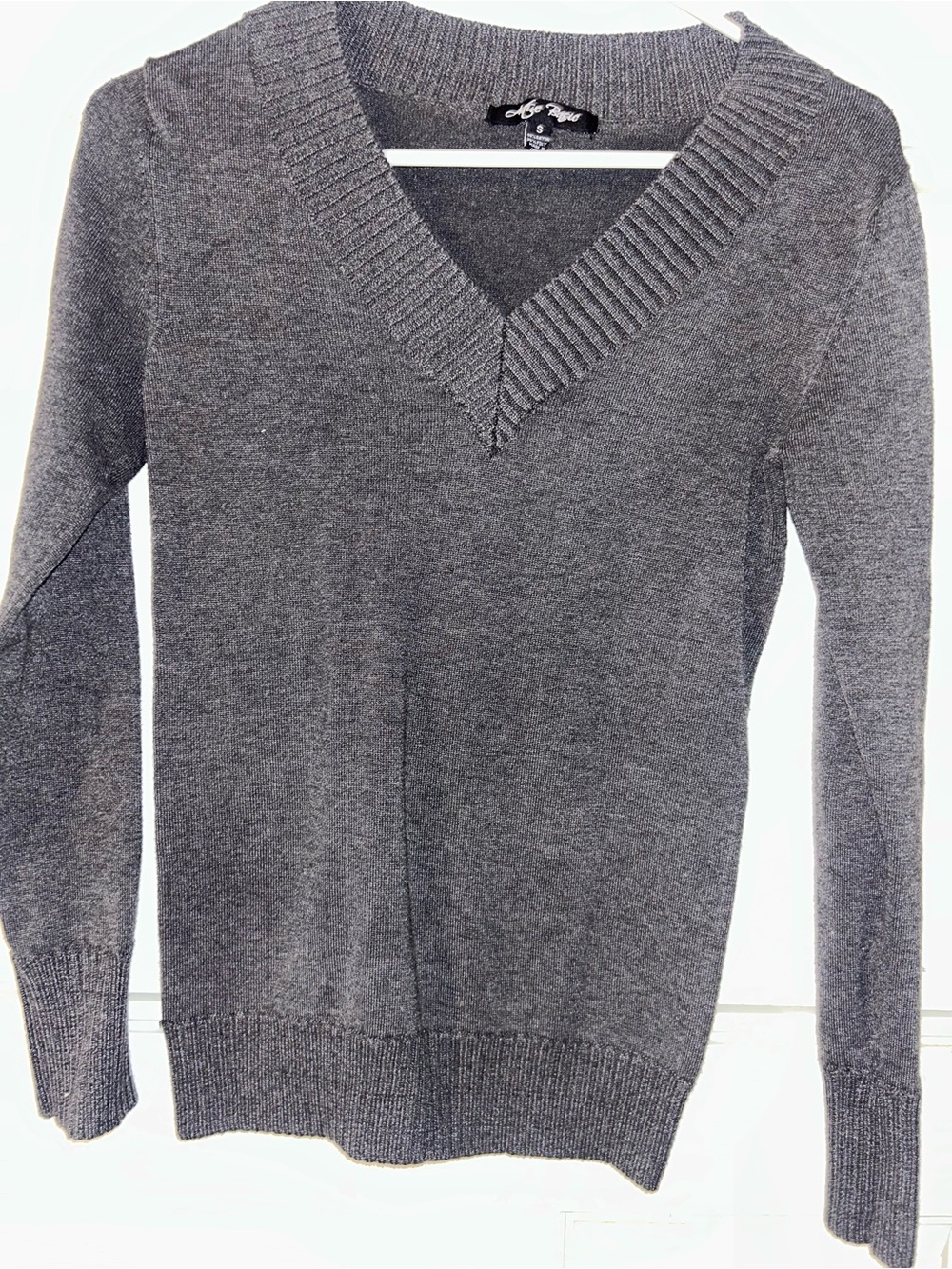 Active Basic Women's Gray V-Neck Sweater